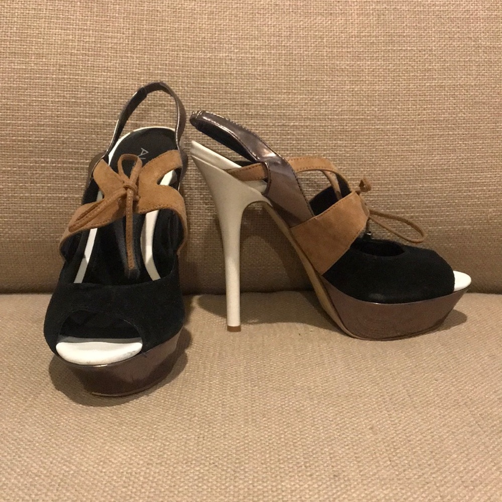 Gorgeous Aldo stilettos white, black, copper with tan suede  sz 6.5 or 37 EU